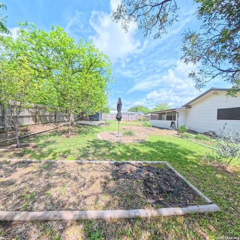 12705 LONE SHADOW TRL, Live Oak, TX 78233