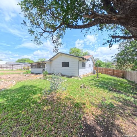 12705 LONE SHADOW TRL, Live Oak, TX 78233
