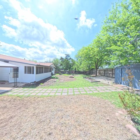 12705 LONE SHADOW TRL, Live Oak, TX 78233