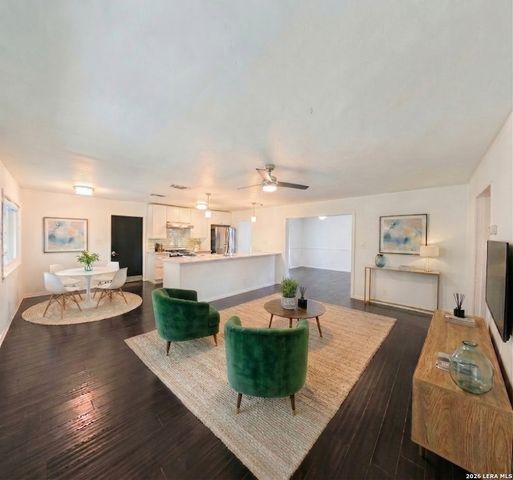 12705 LONE SHADOW TRL, Live Oak, TX 78233