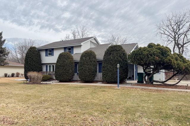 1926 Valencia Drive, Rockford, IL 61108