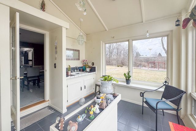 1926 Valencia Drive, Rockford, IL 61108