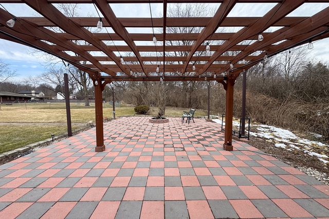 1926 Valencia Drive, Rockford, IL 61108