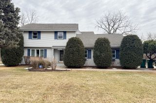 1926 Valencia Drive, Rockford, IL 61108