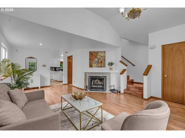 6936 Sw 188TH Ave, Beaverton, OR 97007
