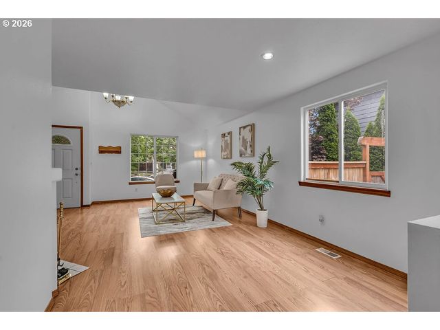 6936 Sw 188TH Ave, Beaverton, OR 97007