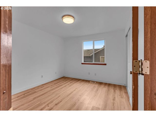 6936 Sw 188TH Ave, Beaverton, OR 97007