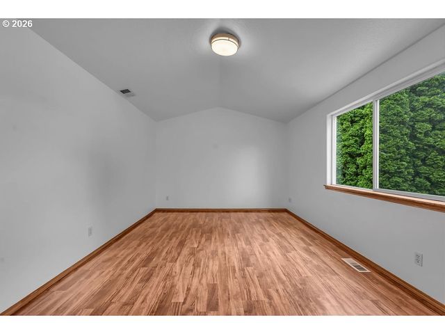 6936 Sw 188TH Ave, Beaverton, OR 97007