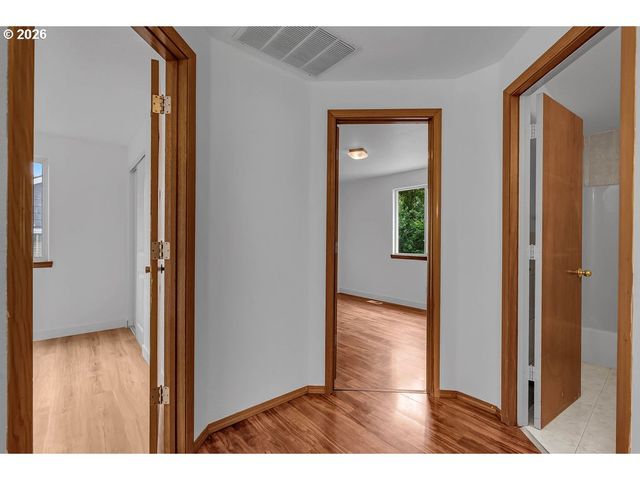 6936 Sw 188TH Ave, Beaverton, OR 97007