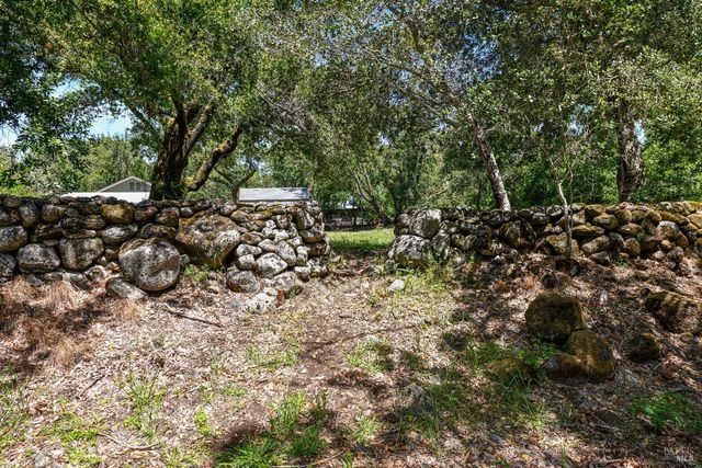 2120 Grove St, Sonoma, CA 95476