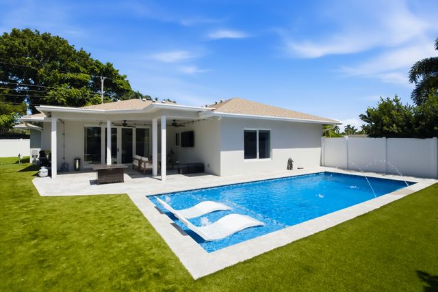 398 NE 23rd Street, Boca Raton, FL 33431