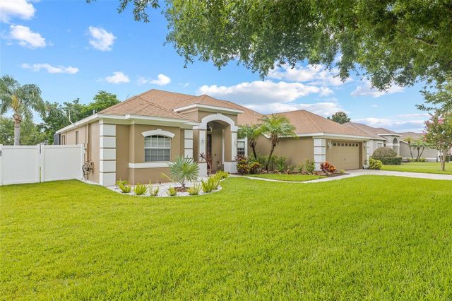 144 COSTA LOOP STREET, Auburndale, FL 33823