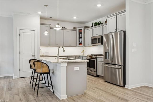 3966 Isaac CIR, Williamsburg, VA 23188