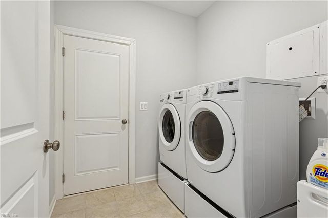 3966 Isaac CIR, Williamsburg, VA 23188