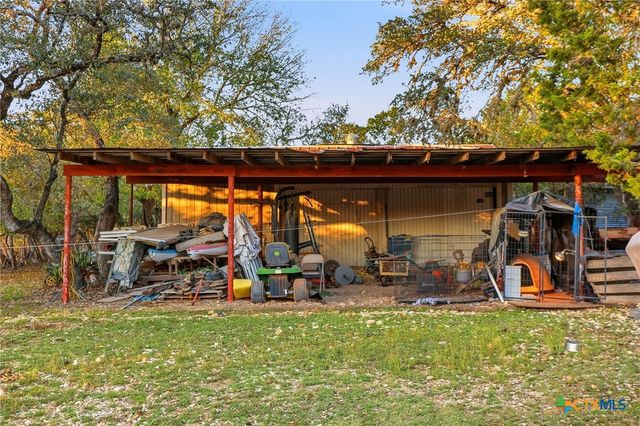 340 Rio Oak, Pipe Creek, TX 78063