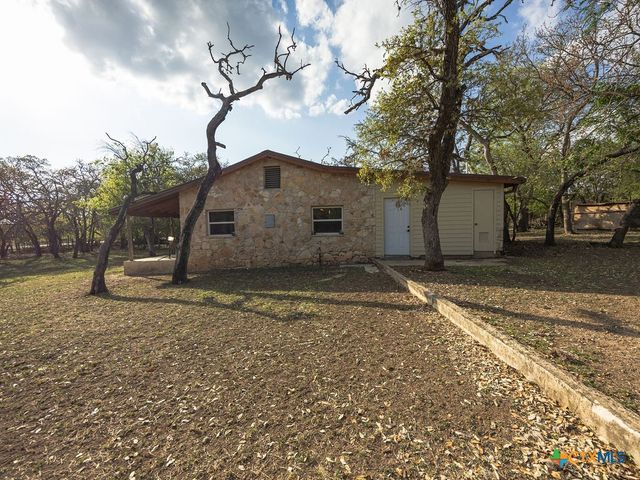 340 Rio Oak, Pipe Creek, TX 78063
