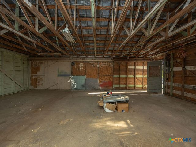 340 Rio Oak, Pipe Creek, TX 78063