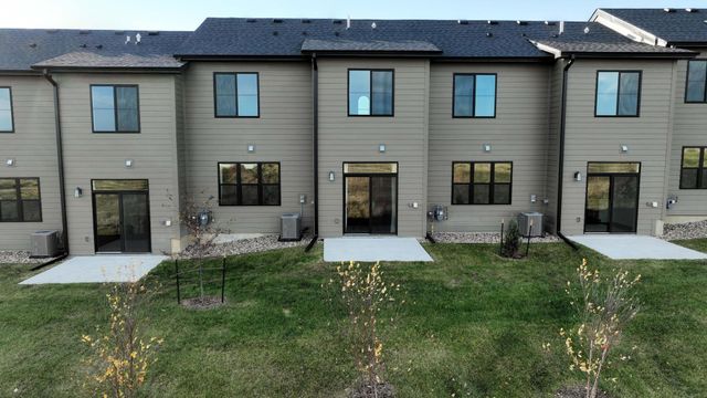 1343 Meadow Rose Place, Waukee, IA 50263