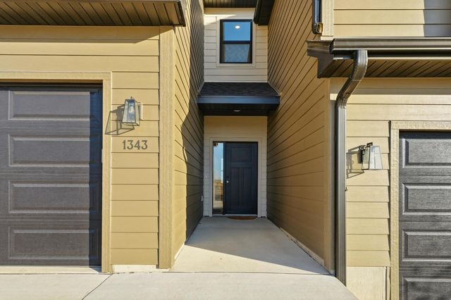 1343 Meadow Rose Place, Waukee, IA 50263