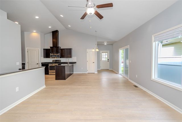 5882 Marble Circle, Johnston, IA 50131