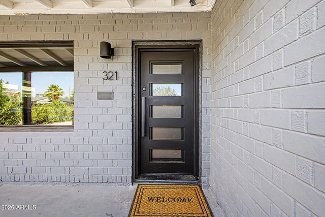 321 E WHITTON Avenue, Phoenix, AZ 85012