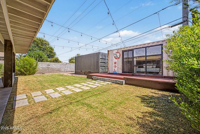 321 E WHITTON Avenue, Phoenix, AZ 85012
