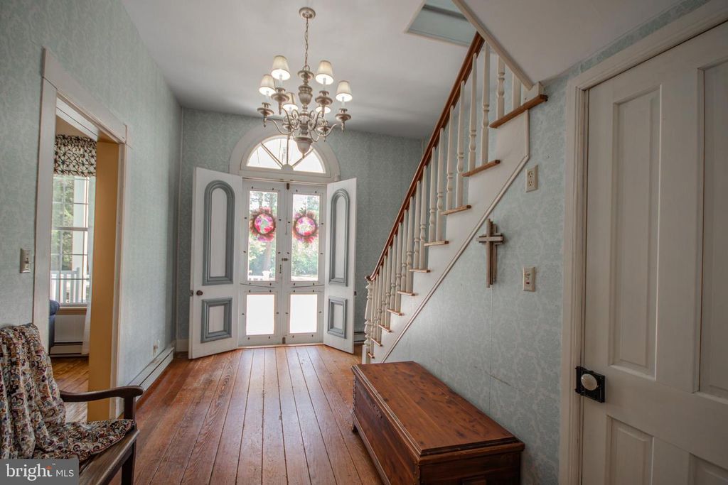Image 5 of property listing at 201 MEADOW LN, Pocomoke City, MD 21851