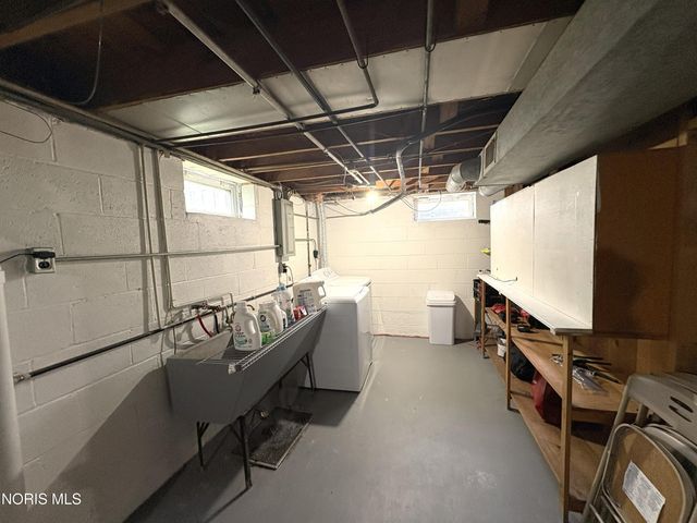 2928 Northwood Avenue, Toledo, OH 43606