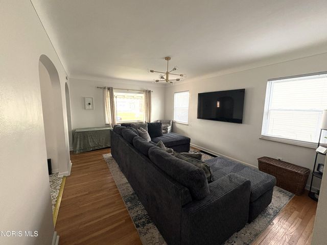 2928 Northwood Avenue, Toledo, OH 43606