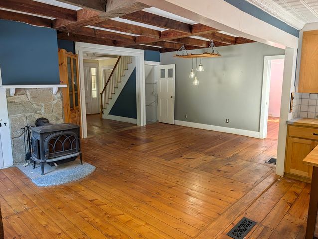 469 N State Street, Concord, NH 03301