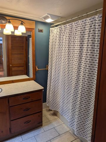 469 N State Street, Concord, NH 03301
