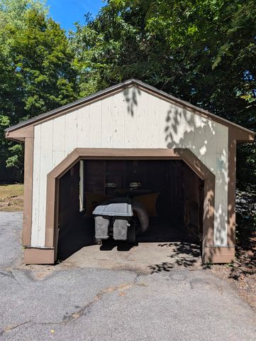 469 N State Street, Concord, NH 03301