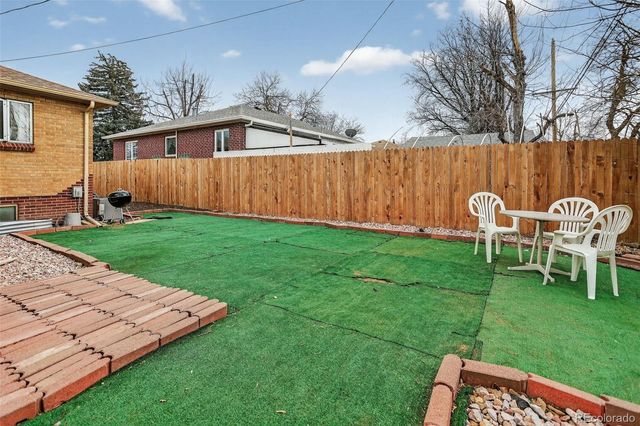 1095 Kramer Court, Aurora, CO 80010