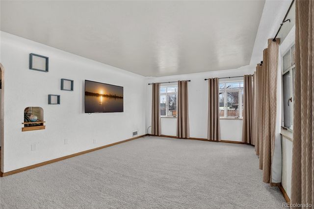 1095 Kramer Court, Aurora, CO 80010