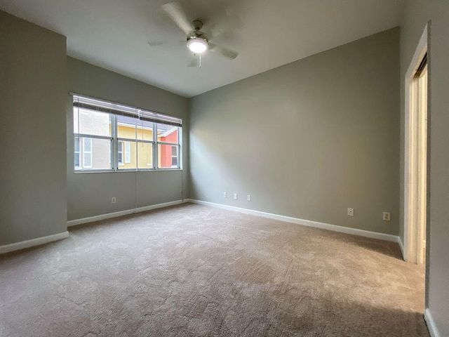 2326 VINTAGE Drive Bldg 13, Lighthouse Point, FL 33064