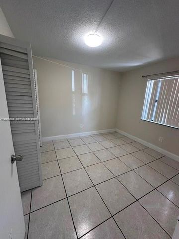 911 NE 209th Terrace 102-27, Miami, FL 33179
