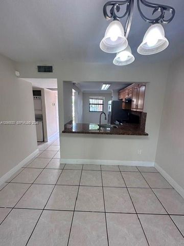 911 NE 209th Terrace 102-27, Miami, FL 33179