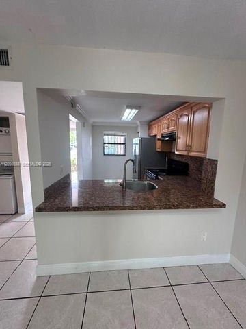911 NE 209th Terrace 102-27, Miami, FL 33179