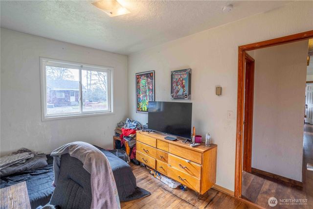 1021 W 4th Street, Centralia, WA 98531