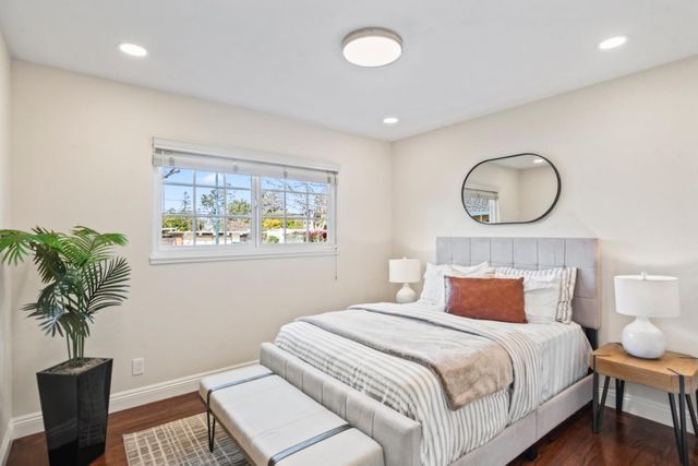 1020 W Homestead Road, Sunnyvale, CA 94087