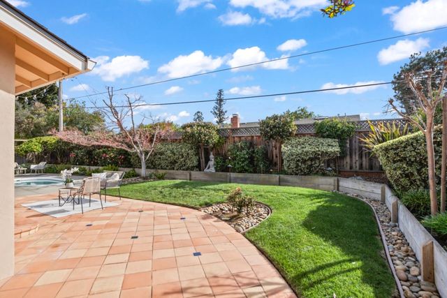 1020 W Homestead Road, Sunnyvale, CA 94087