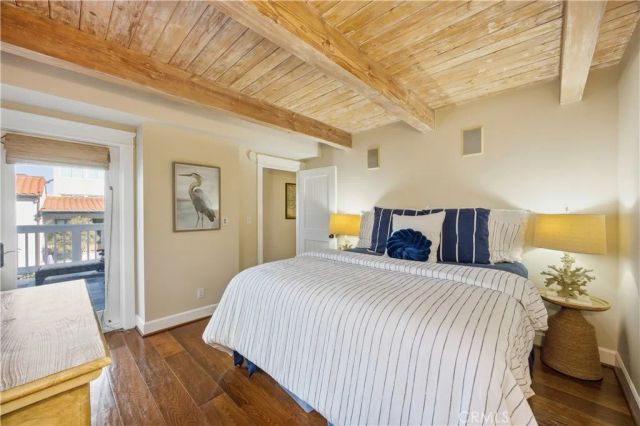 124 33rd, Manhattan Beach, CA 90266