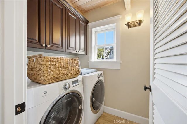 124 33rd, Manhattan Beach, CA 90266