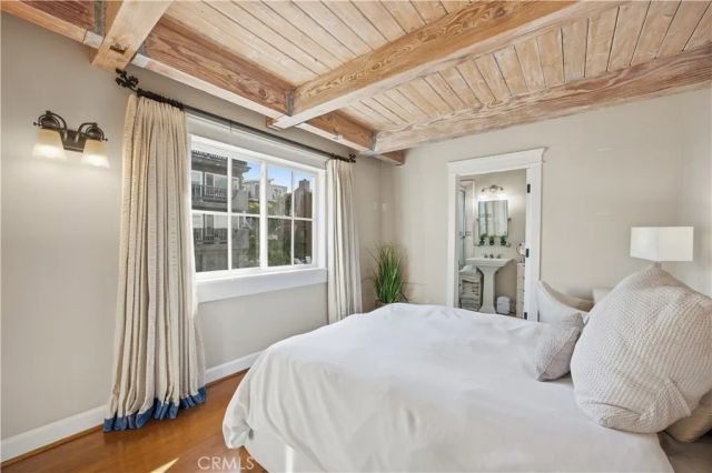 124 33rd, Manhattan Beach, CA 90266