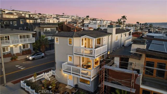 124 33rd, Manhattan Beach, CA 90266