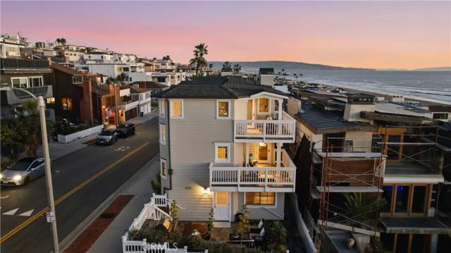 124 33rd, Manhattan Beach, CA 90266