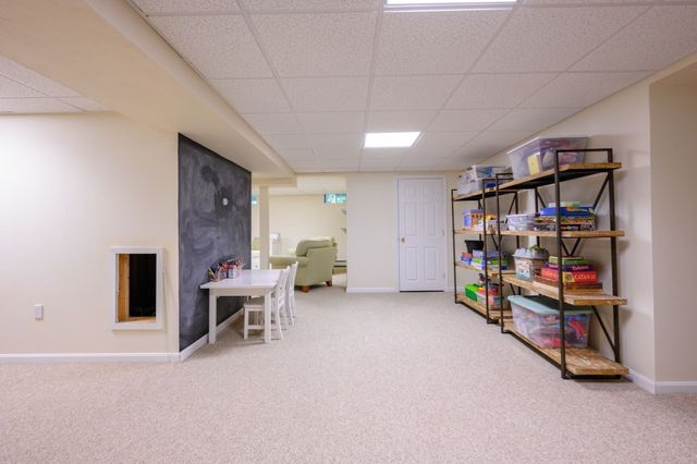 37 Ward St, Hingham, MA 02043