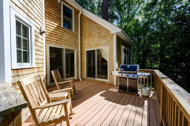 37 Ward St, Hingham, MA 02043