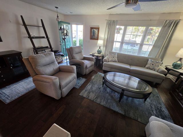 816 Wilshire Ln Unit 816, Murrells Inlet, SC 29576