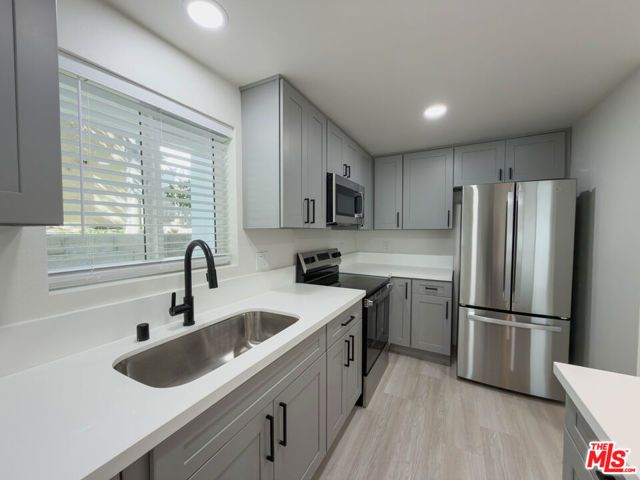 2757 Andreo 12, Torrance, CA 90501